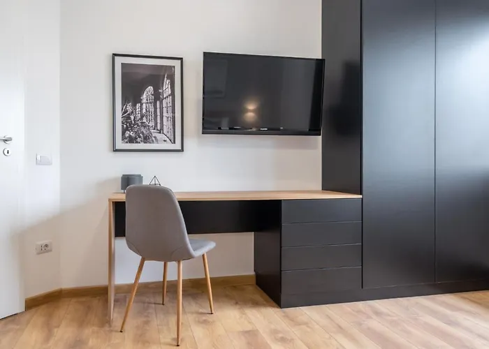 Gorgeous With View In Piata Universitatii * Bucharest