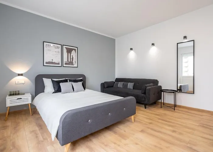 Gorgeous With View In Piata Universitatii Apartment