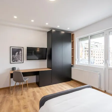 Gorgeous With View In Piata Universitatii