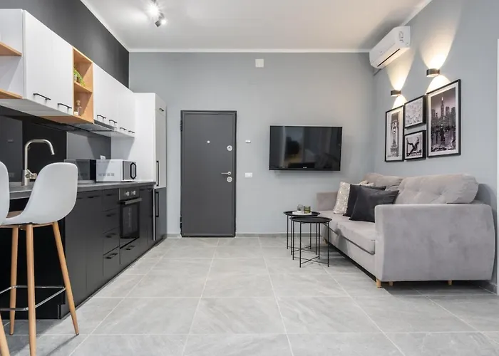 Gorgeous With View In Piata Universitatii * بوخارست