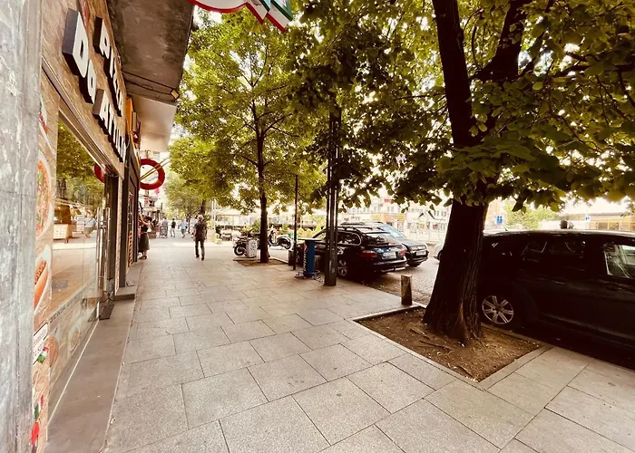 Gorgeous With View In Piata Universitatii Apartman